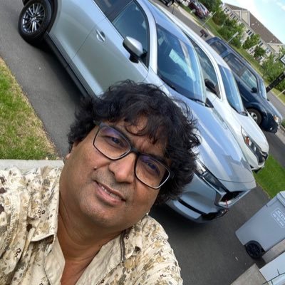 vijayvyas69's profile picture. Be yourself and believe in yourself