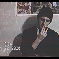 Who the fuck is Laucha (@laucharox) 's Twitter Profile