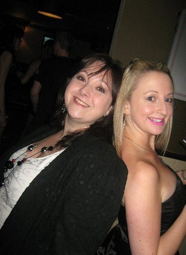 YummyMummyStoke's profile picture. 