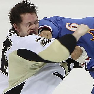 PLL323's profile picture. 