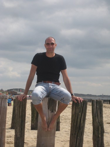 roymaas1's profile picture. 