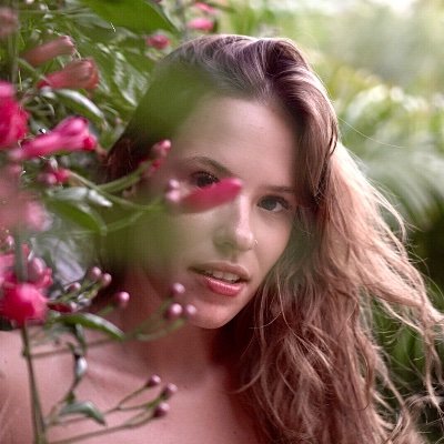 claraddays's profile picture. umbanda, futebol, FAUUSP, cinema, escuta aos povos originários e fora bolsonaro ig: clarinhaddias