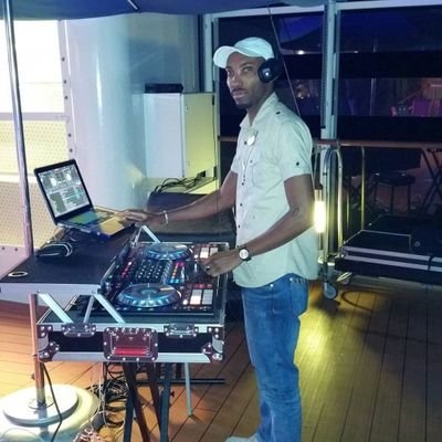 Travelling disc jockey
Seaman🛳🚢⚓
Vision without opportunity ain't nothing