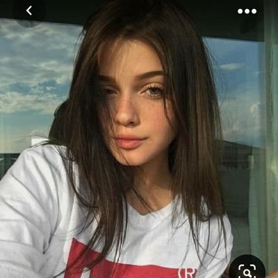 {Ela/Dela}
um amor por flores / universitária/ {2. RPG}