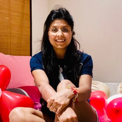 nikitamewara's profile picture. 