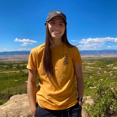 leighfarina12's profile picture. University of Illinois Softball Alum #23