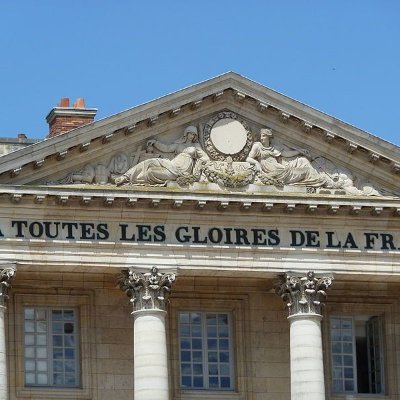 Les grandes dates de l'histoire de France du Moyen Âge à nos jours.