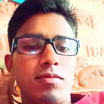 AliLxr1's profile picture. Business man