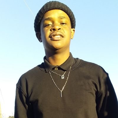 KatlehoMolifi's profile picture. eyyy enjoying life thats all🇿🇦❤

Follow for a follow 🤷‍♂️😊