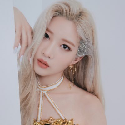“I can’t just say, cheer up no matter what but in the midst of that difficulty, try to find that small happiness.“ - ℑuŋǥƙṏṏƙῗε ღ •she/her• ²¹
