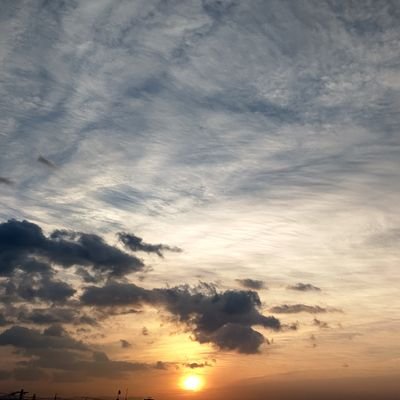 nightofknight5's profile picture. 防災・減災用アカウント作ってみました…m(__)m
地震、噴火、気象などの被害をなるべく減らしたいですね…
体感呟き、独自の『空読み』、現象分析での推測などを行おうと思います…m(__)m