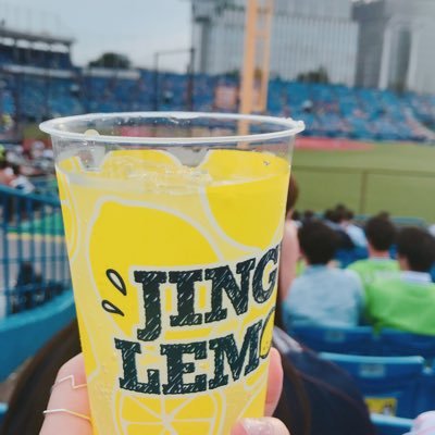 ys_rn0403's profile picture. Tokyo Yakult Swallows ⚾️ # 1.16.23.39 社会人🐴無言フォロー失礼します🙏🏻 ヤクルトファン野球ファンの方仲良くしてください🌟