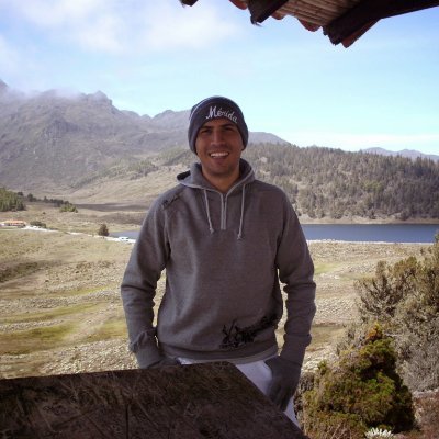 Soporte técnico de día ☀️
Estudiante de desarrollo web de noche 🌙