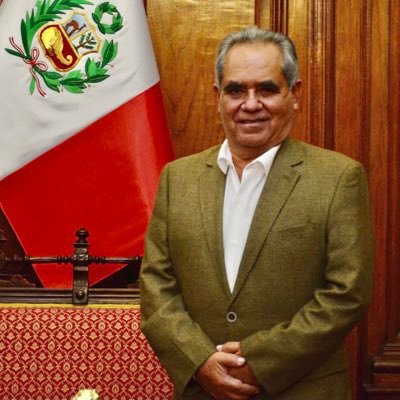 Congresista por Piura, la ciudad del eterno calor, y miembro del CEN de @Renovacion_Peru . #ArribaPerú 🇵🇪