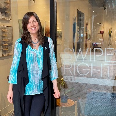 photographer | gallery owner | art dealer | connecting art lovers at artists at Swipe Right Art & The Studio 208 | we are destined for great things