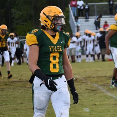 6’1 195 C/O 22’ SS🌟//Yulee Highschool//gpa 3.5📧:Countrybear10@icloud.com