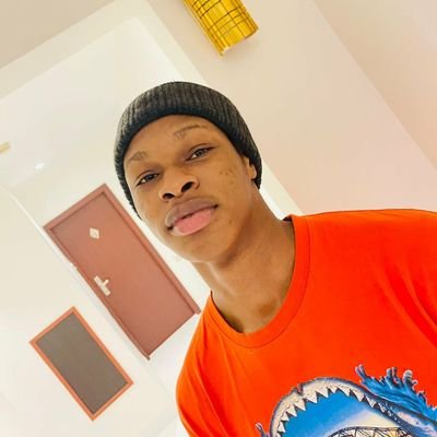 _CHI_NAZA_'s profile picture. /ˌbjʊərəʊ də ˈʃɒ̃ʒ/