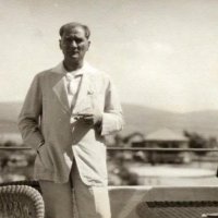 Smith (@iktisatseruveni) Twitter profile photo