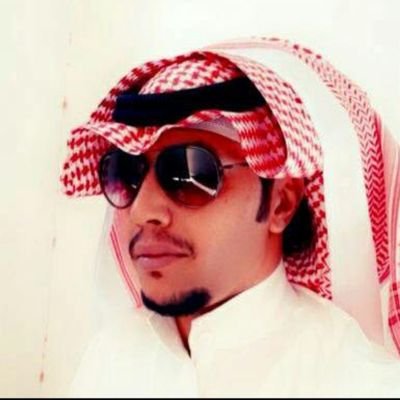 الحياة مدرسة .. والناس أسئلة .. والأيام أجابات ..
(عاشق للطبيعة ومغرم بها)