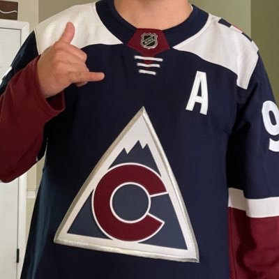 #GirlDad, 📷 photo maker, skateboarder, and fly fisherman. Mostly @Avalanche tweets #GoAvsGo #FortheA #RollTide