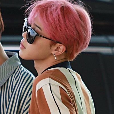 ㅤ ꒰ 📎 ꒱ #⃞𝐅𝐈𝐊𝐓𝐈𝐅 :: your 𝗳𝗿𝗶𝗲𝗻𝗱𝗹𝘆, neighborhood 𝗸𝗶𝗻𝗱𝗲𝗿𝗴𝗮𝗿𝘁𝗲𝗻 𝘁𝗲𝗮𝗰𝗵𝗲𝗿. 🎡🎠 Digurat penuh cinta oleh #Satin.