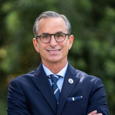 Marshall is nationally recognized as a pioneer in the green building industry. In fact, in 2016 and 2017 he was named “Power Builder of the Year” by the USGBC