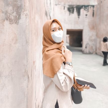 jalani aja idupnya.
ngikut alur Allah