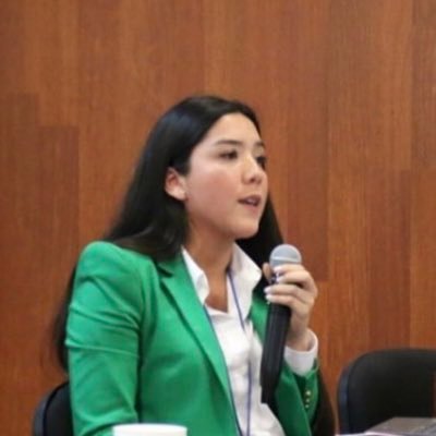 Internacionalista por el @ITESO | Maestranda en Políticas Públicas por la @UDG_oficial |Feminista | Animalista | Docente