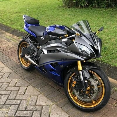 Ilham_Sp3's profile picture. 