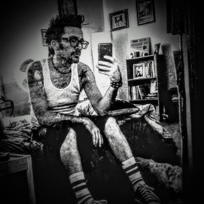 Gay Artist  PUNK Love DARK BOOKS rustic living  
Horror movies n dark disturbing shit  https://t.co/UdQH4RGqAN…