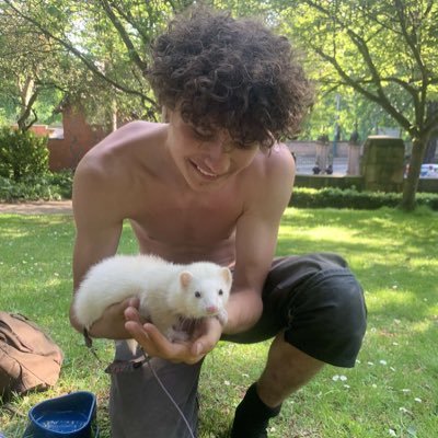 H3avenxD's profile picture. 21