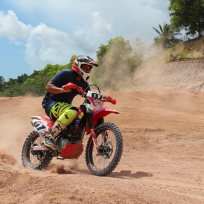JmrVictor's profile picture. Piloto #07👊🏻✊🏻💨