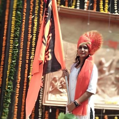 Writer - @GauriPrem💞
Microbiologist🔬🧬🧫🧪
Ambivert☺
Abvipan⛳
😍Veni vidi vici❤
शीलमं परम भूषणं🎯💯