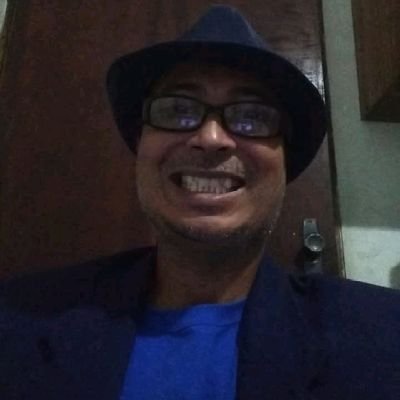 E está contente com vida que Deus nos deu nossa família e nossa alegria e felicidade de saber de saber que estamos sobrevivendo