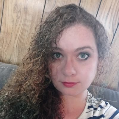 HappyHomeschoo5's profile picture. ✨Mom of 3✨Wife✨#StarrPlansSquad✨Planner✨Journaler✨Wanna-be writer✨