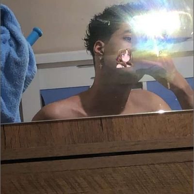 18y, só isso msm, o resto você descobre na dm
Cada mente é um universo
