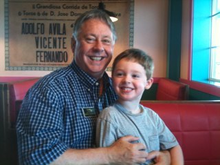 TheRonnieWarren's profile picture. 