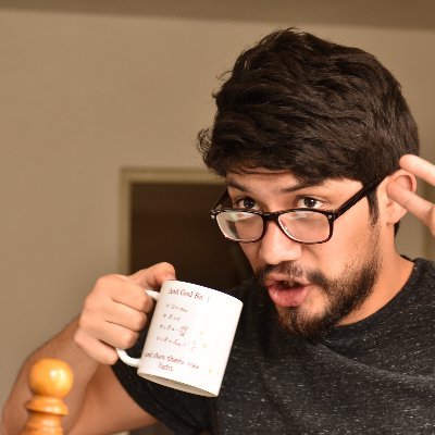 Hi, my name is Carlos, I am a physicist. My favorite subjects are QM, Tolstoi and Thomas Mann books, Yann Tiersen EUSA, etc.