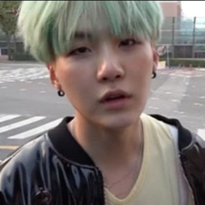 ⠀ ⠀ ⠀ ㅤㅤ˓ 윤기 : 93˙ 사랑해!  (ꐦ •᷄ࡇ•᷅ )