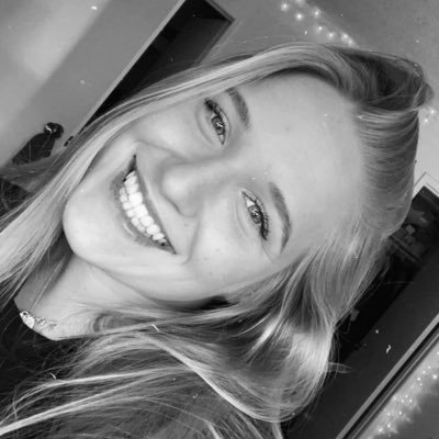 coralheinrichs's profile picture. i like to dance // ER nurse // j ♡