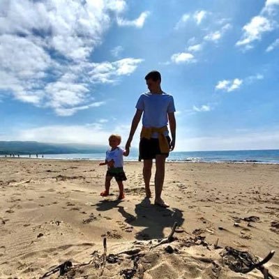 ThatAndyStewart's profile picture. Caffeine fuelled Northerner | Head of Programming @EmiratesLitFest & @ELFDubai | Creative Consultant | Trustee @VisibleFictions