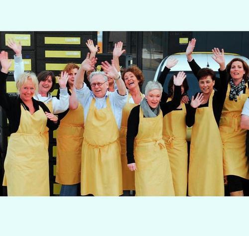 Lunchnet's profile picture. LunchNet verzorgt dagelijks de persoonlijke lunch op het werk. De Lunch wordt VERS gemaakt en stipt op tijd! bezorgd in koelboxen.