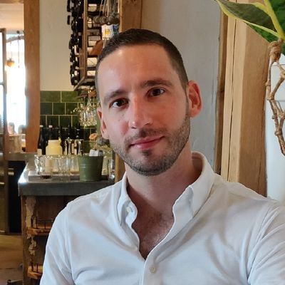 TijmenWierenga's profile picture. Software Engineer @lenderspender during the day. Learning to DJ at night.