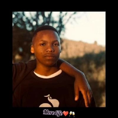 tshukuse_ntsika's profile picture. Midnight snacker 🌝
Everyone else was taken so this is me🤙
Taurus♉( if you believe in those kinds of things)
 Gaming Account (PS4)- smooth_riveter9