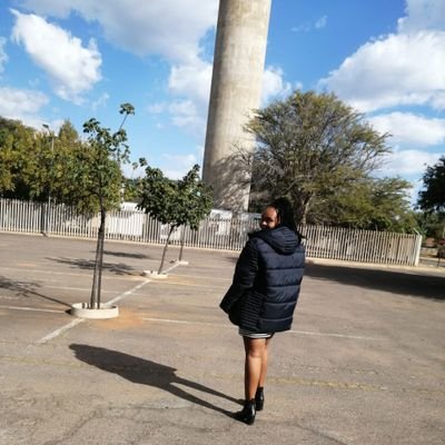 Philanthropist. ❤ Undercoverlover of things| Let's travel the world shall we? 🌍 But first hustle hard...