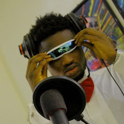 Afrobeat DJ || IG - @iamdjrence || 📩 djrencebookings@gmail.com