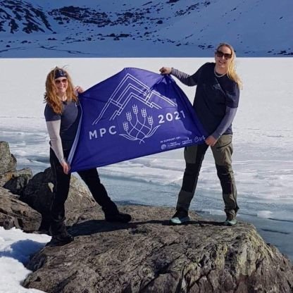 Honorary Ambassadors of @MyPeakChallenge. Living an active life above the Arctic Circle. Embracing our amazing nature in every season. We're cold, but cool ❄