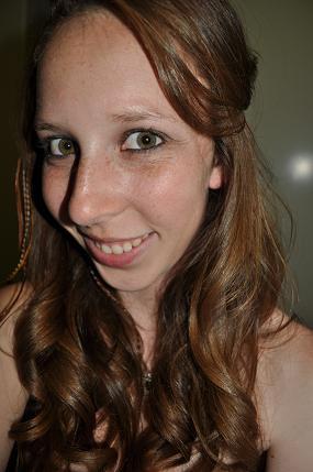 i love animals, photography, my family, cat and boyfriend. they all mean so much to me and make me who i am 3