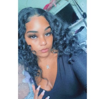 nice chick with a bad attitude | IG : Miaaaa.xo__♡ | ♊️ @theweeknd ❤️ | RIP Dad🤍