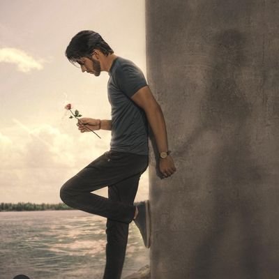 imrajesh76's profile picture. #बड़े_लोगों 👬 से मिलने में ☝ हमेशा #फ़ासला रखना, 😌
#जहाँ_दरिया 🌊 समुंदर से मिला 😌 दरिया #नहीं_रहता